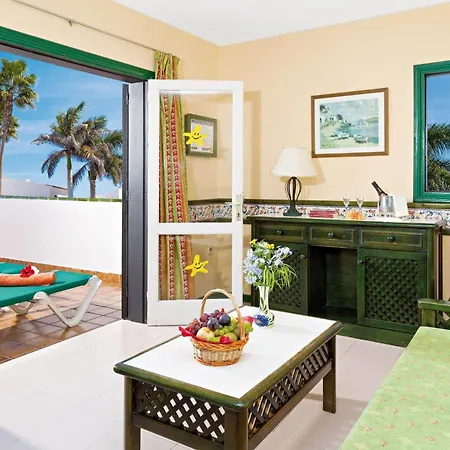 Apartamento One Bedroom With Pool, At 200m From The *